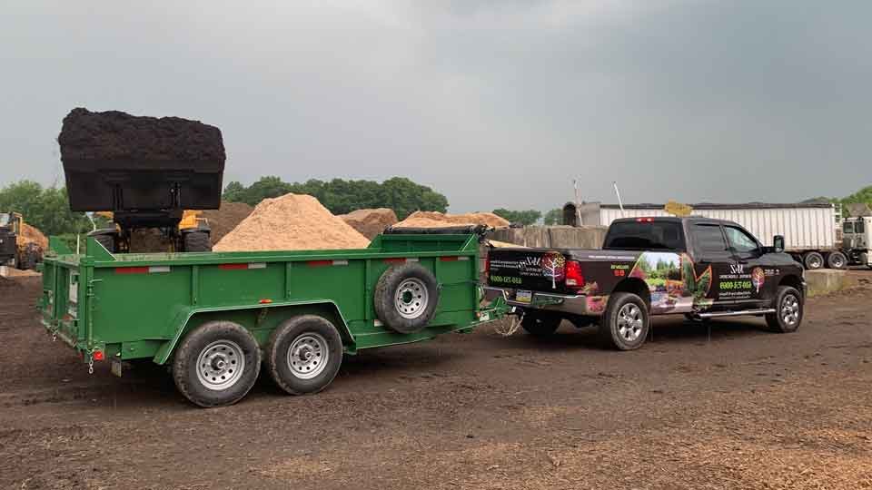 Mulch delivery